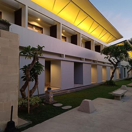 Guna Graha Kuta By Kamara Exterior foto